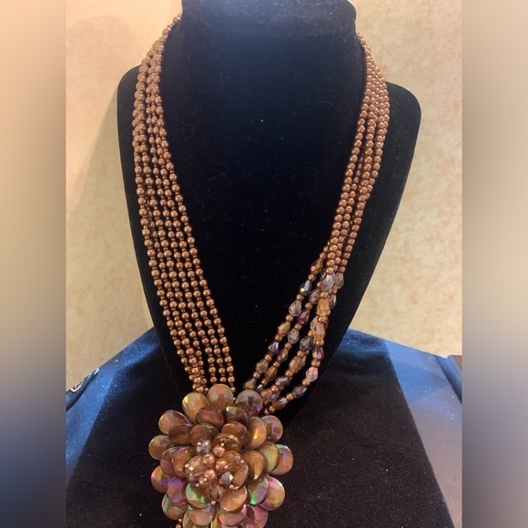Joan Rivers vintage large flower statement necklace - Picture 5 of 10